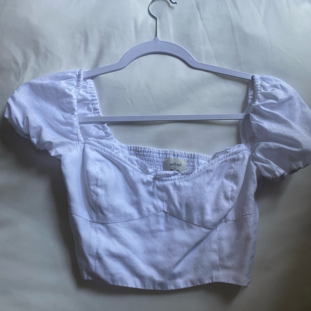 Aritzia White Puff Sleeve Crop Top